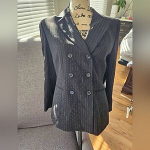 Tahari pinstripe petite over size blazer